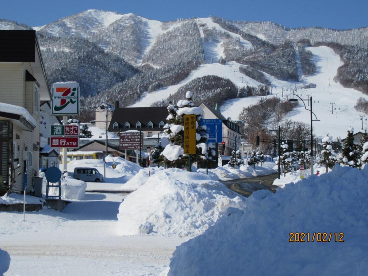 Hotel Minshuku Mutsukari NakaNakafurano Exterior foto